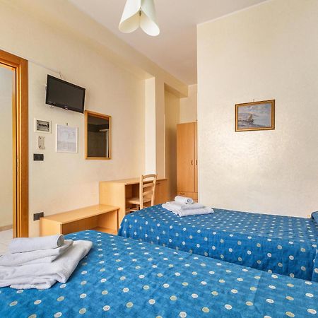 Hotel Il Riccio Porto Cesareo Ngoại thất bức ảnh
