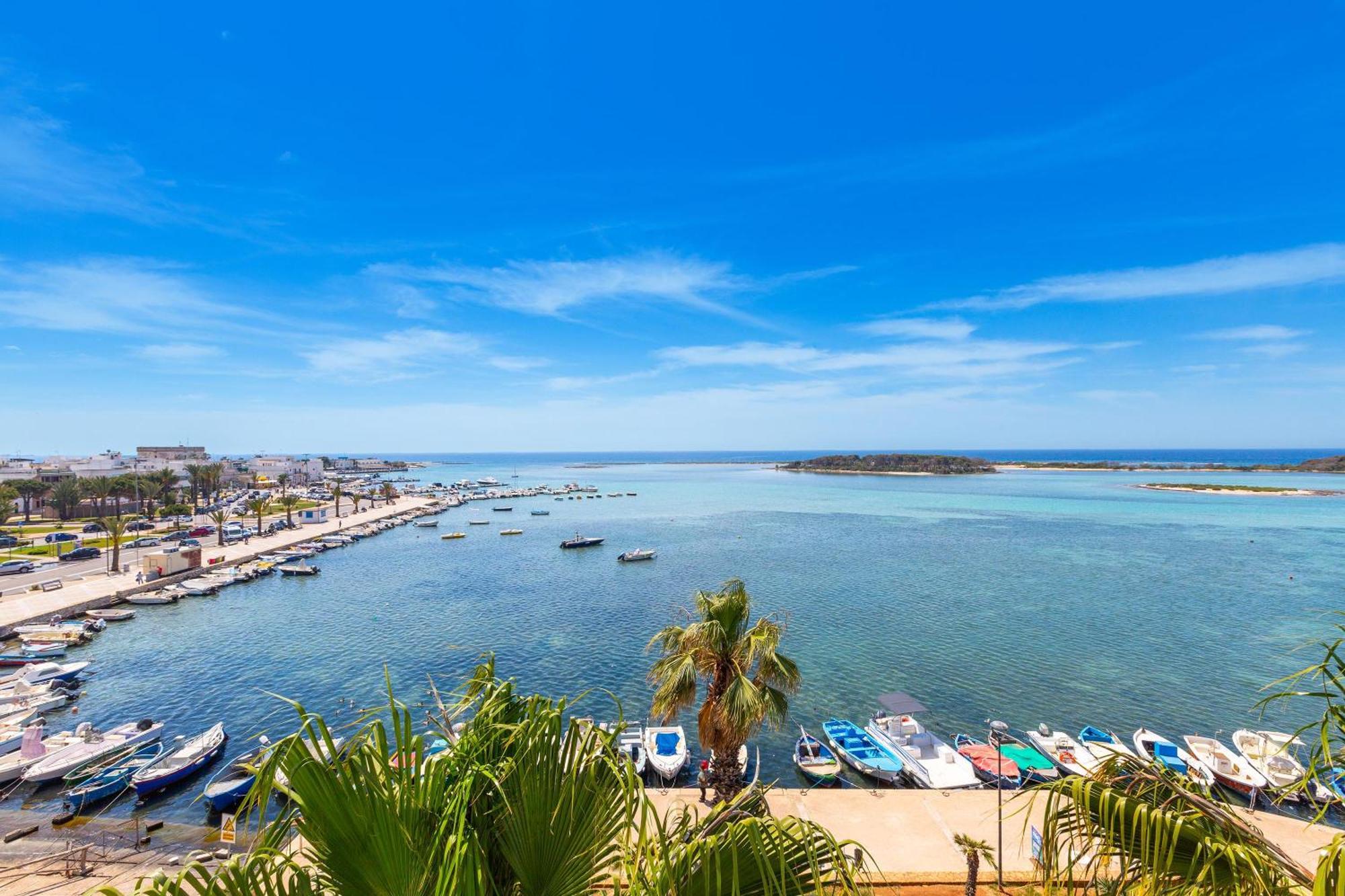 Hotel Il Riccio Porto Cesareo Ngoại thất bức ảnh