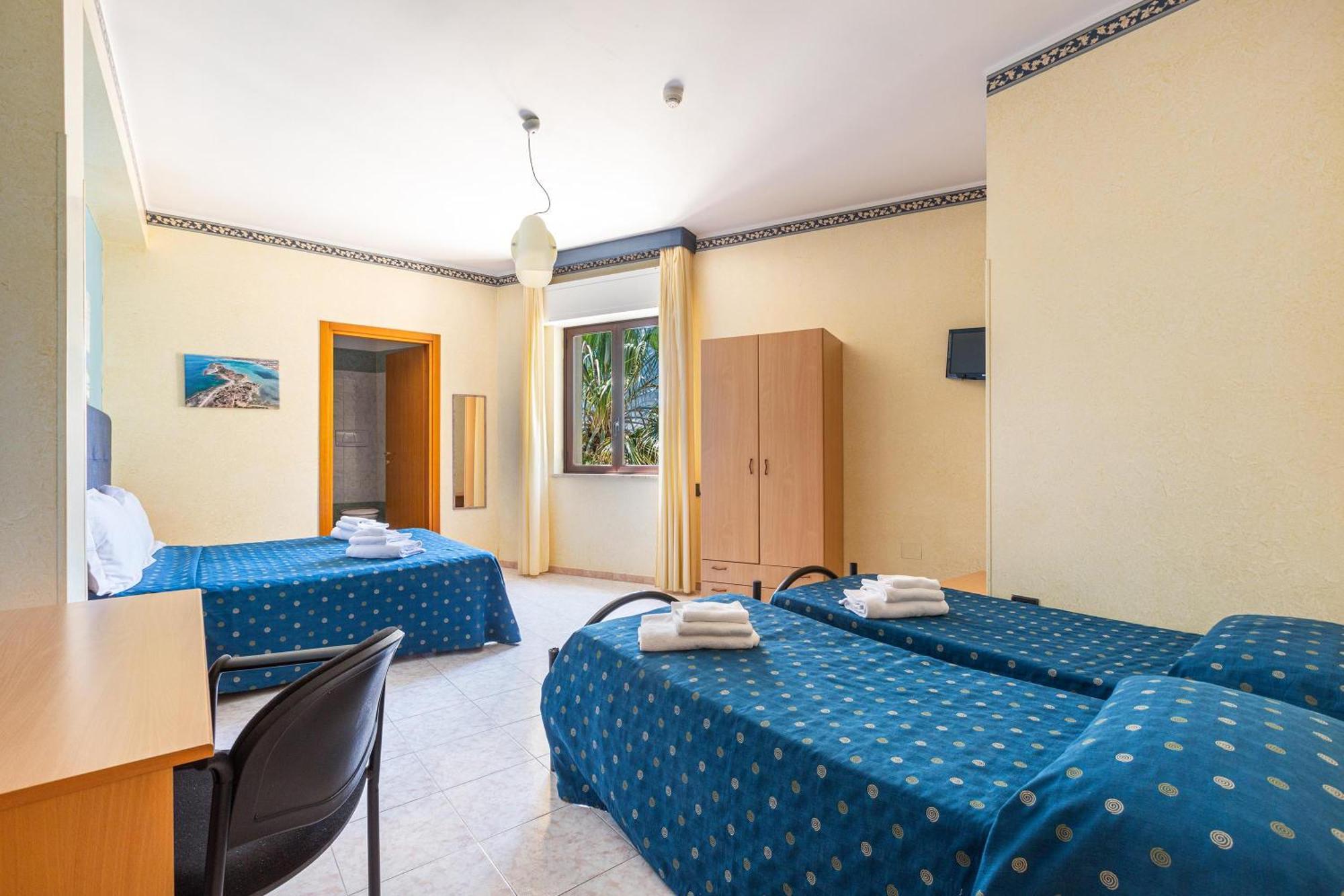 Hotel Il Riccio Porto Cesareo Ngoại thất bức ảnh